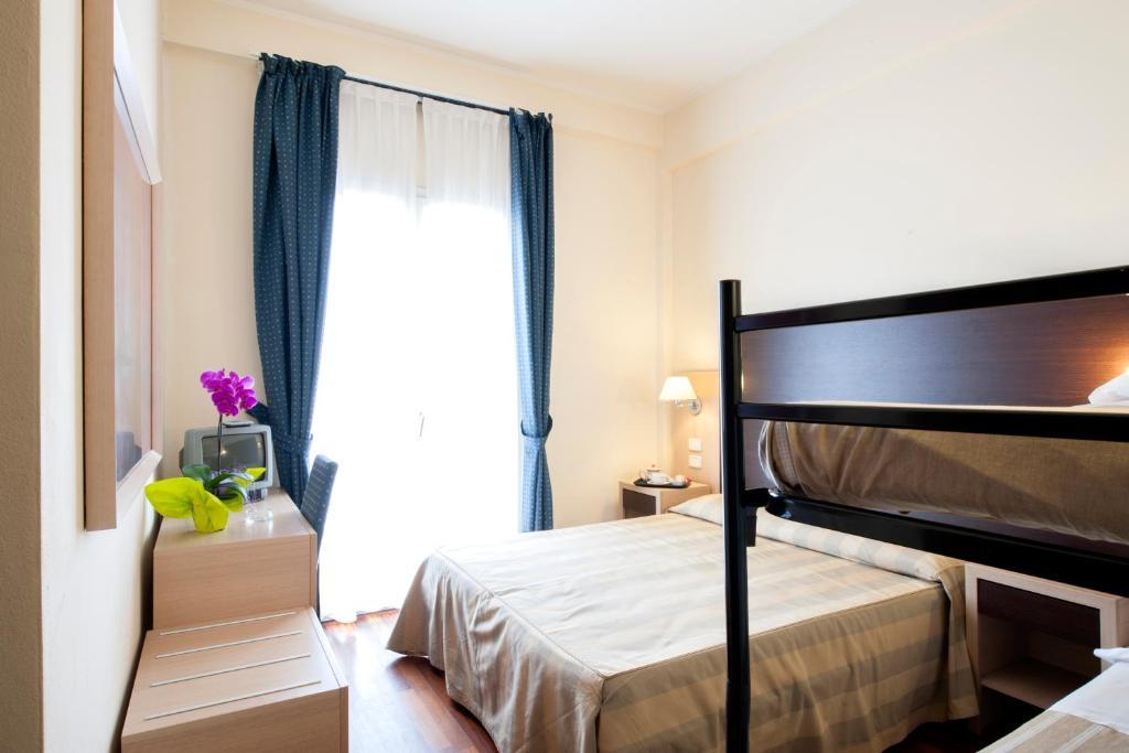 Hotel Royal Pesaro Room photo